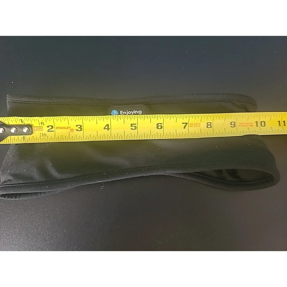 Missing Charger-Enjoying Bluetooth Headband Headphones. Black One Size‎